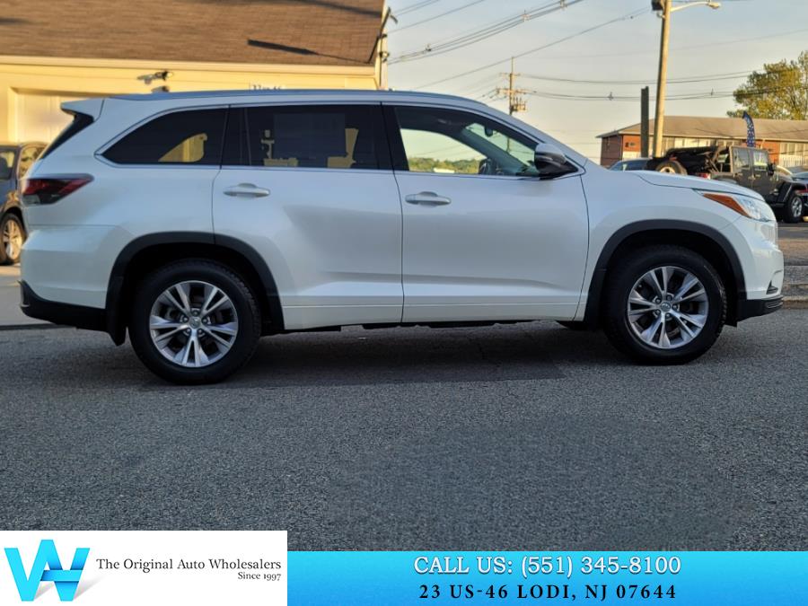 2015 Toyota Highlander AWD 4dr V6 XLE (Natl), available for sale in Lodi, New Jersey | AW Auto & Truck Wholesalers, Inc. Lodi, New Jersey 2015 Toyota Highlander AWD 4dr V6 XLE (Natl), available for sale in Lodi, New Jersey | AW Auto & Truck Wholesalers, Inc. Lodi, New Jersey