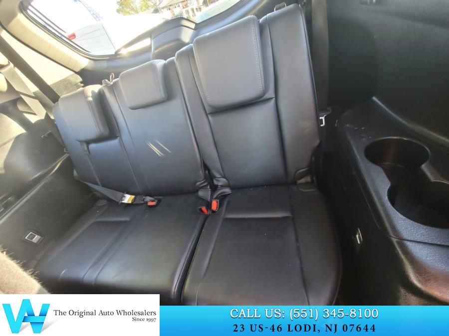 2015 Toyota Highlander AWD 4dr V6 XLE (Natl), available for sale in Lodi, New Jersey | AW Auto & Truck Wholesalers, Inc. Lodi, New Jersey 2015 Toyota Highlander AWD 4dr V6 XLE (Natl), available for sale in Lodi, New Jersey | AW Auto & Truck Wholesalers, Inc. Lodi, New Jersey