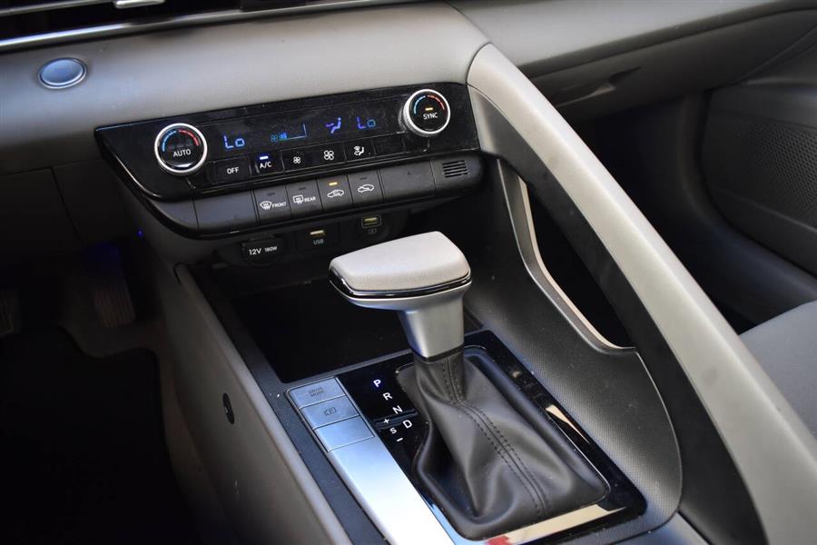 2023 Hyundai Elantra SEL Convenience Package, available for sale in Great Neck, New York | Camy Cars. Great Neck, New York 2023 Hyundai Elantra SEL Convenience Package, available for sale in Great Neck, New York | Camy Cars. Great Neck, New York