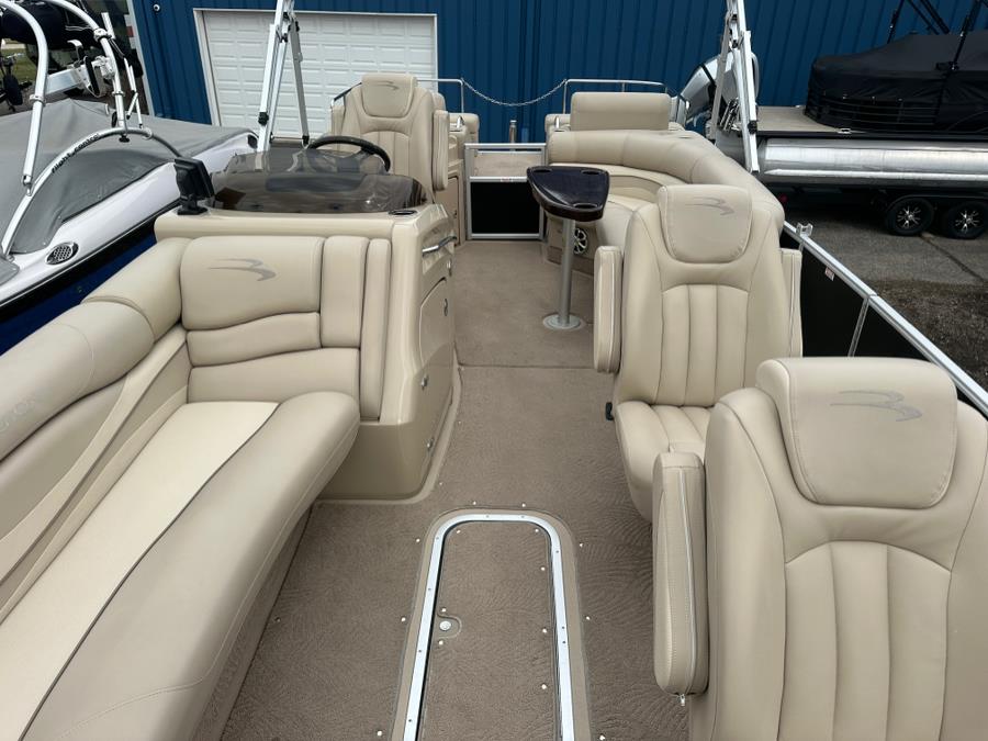 2011 Bennington 2575 RCW I/O, available for sale in Darien, Wisconsin | Geneva Motor Cars. Darien, Wisconsin 2011 Bennington 2575 RCW I/O, available for sale in Darien, Wisconsin | Geneva Motor Cars. Darien, Wisconsin