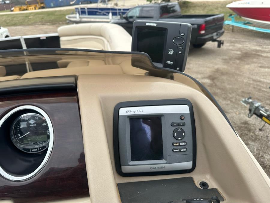 2011 Bennington 2575 RCW I/O, available for sale in Darien, Wisconsin | Geneva Motor Cars. Darien, Wisconsin 2011 Bennington 2575 RCW I/O, available for sale in Darien, Wisconsin | Geneva Motor Cars. Darien, Wisconsin