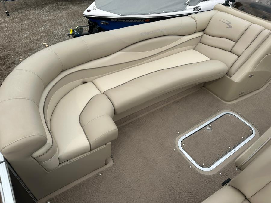 2011 Bennington 2575 RCW I/O, available for sale in Darien, Wisconsin | Geneva Motor Cars. Darien, Wisconsin 2011 Bennington 2575 RCW I/O, available for sale in Darien, Wisconsin | Geneva Motor Cars. Darien, Wisconsin