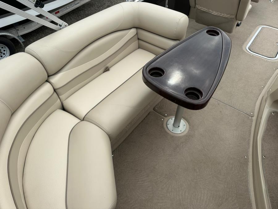 2011 Bennington 2575 RCW I/O, available for sale in Darien, Wisconsin | Geneva Motor Cars. Darien, Wisconsin 2011 Bennington 2575 RCW I/O, available for sale in Darien, Wisconsin | Geneva Motor Cars. Darien, Wisconsin