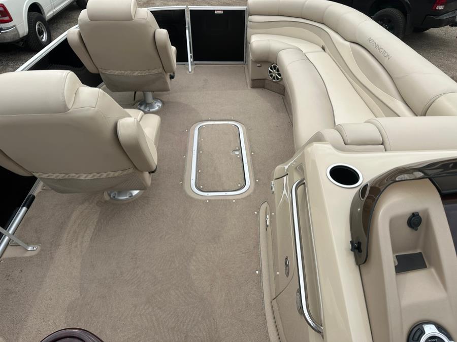 2011 Bennington 2575 RCW I/O, available for sale in Darien, Wisconsin | Geneva Motor Cars. Darien, Wisconsin 2011 Bennington 2575 RCW I/O, available for sale in Darien, Wisconsin | Geneva Motor Cars. Darien, Wisconsin