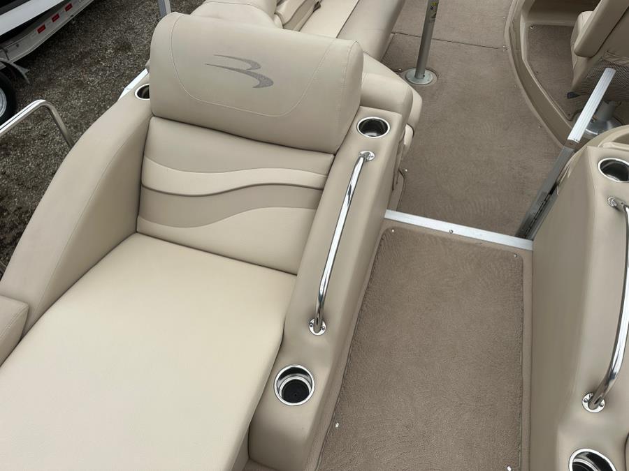2011 Bennington 2575 RCW I/O, available for sale in Darien, Wisconsin | Geneva Motor Cars. Darien, Wisconsin 2011 Bennington 2575 RCW I/O, available for sale in Darien, Wisconsin | Geneva Motor Cars. Darien, Wisconsin