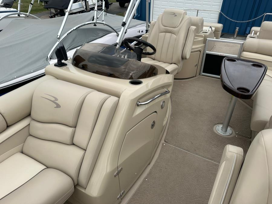2011 Bennington 2575 RCW I/O, available for sale in Darien, Wisconsin | Geneva Motor Cars. Darien, Wisconsin 2011 Bennington 2575 RCW I/O, available for sale in Darien, Wisconsin | Geneva Motor Cars. Darien, Wisconsin