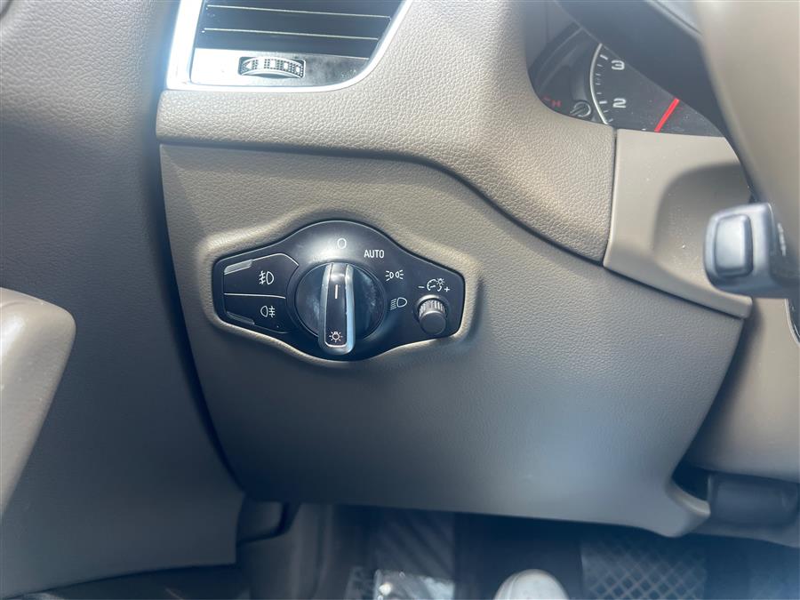 2016 Audi Q5 PREMIUM PLUS, available for sale in Patchogue, New York | 112 Auto Plaza. Patchogue, New York 2016 Audi Q5 PREMIUM PLUS, available for sale in Patchogue, New York | 112 Auto Plaza. Patchogue, New York
