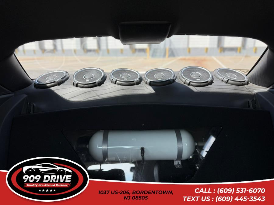 2009 Dodge Challenger R/T, available for sale in BORDENTOWN, New Jersey | 909 Drive. BORDENTOWN, New Jersey 2009 Dodge Challenger R/T, available for sale in BORDENTOWN, New Jersey | 909 Drive. BORDENTOWN, New Jersey