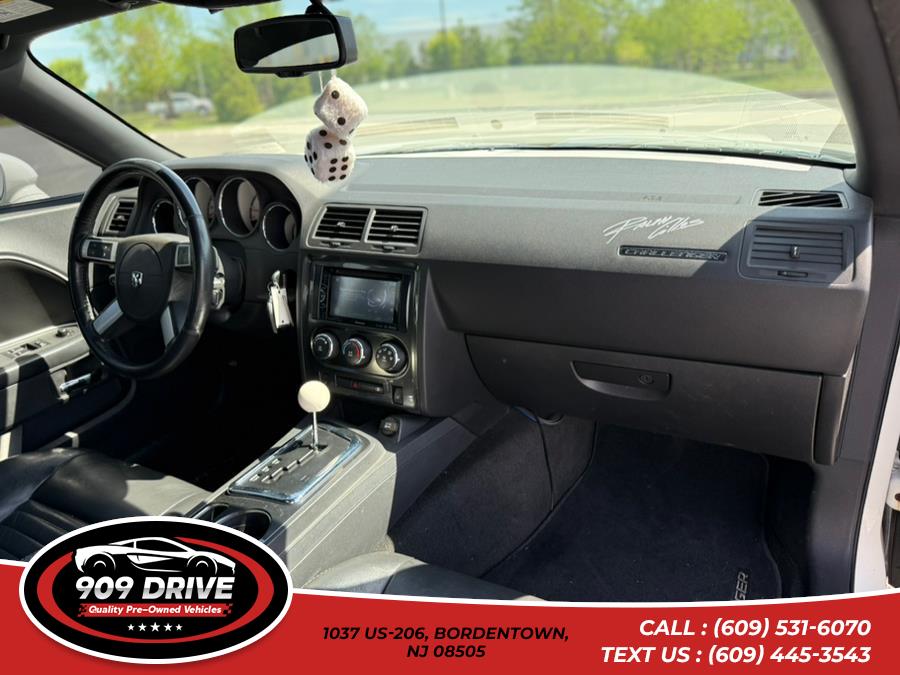 2009 Dodge Challenger R/T, available for sale in BORDENTOWN, New Jersey | 909 Drive. BORDENTOWN, New Jersey 2009 Dodge Challenger R/T, available for sale in BORDENTOWN, New Jersey | 909 Drive. BORDENTOWN, New Jersey