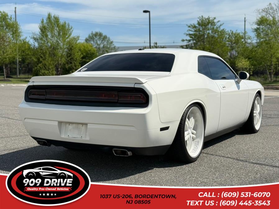 2009 Dodge Challenger R/T, available for sale in BORDENTOWN, New Jersey | 909 Drive. BORDENTOWN, New Jersey 2009 Dodge Challenger R/T, available for sale in BORDENTOWN, New Jersey | 909 Drive. BORDENTOWN, New Jersey