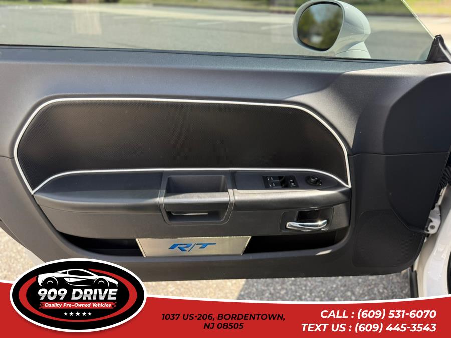 2009 Dodge Challenger R/T, available for sale in BORDENTOWN, New Jersey | 909 Drive. BORDENTOWN, New Jersey 2009 Dodge Challenger R/T, available for sale in BORDENTOWN, New Jersey | 909 Drive. BORDENTOWN, New Jersey