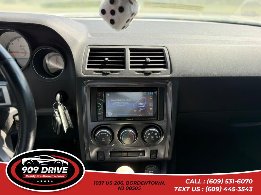 2009 Dodge Challenger R/T, available for sale in BORDENTOWN, New Jersey | 909 Drive. BORDENTOWN, New Jersey 2009 Dodge Challenger R/T, available for sale in BORDENTOWN, New Jersey | 909 Drive. BORDENTOWN, New Jersey