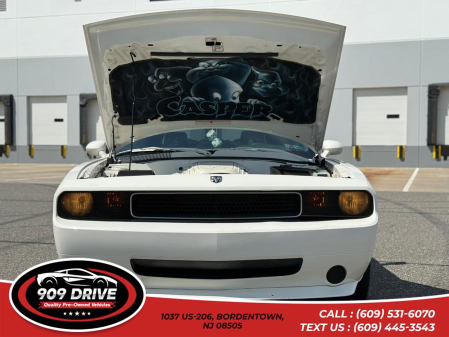 2009 Dodge Challenger R/T, available for sale in BORDENTOWN, New Jersey | 909 Drive. BORDENTOWN, New Jersey 2009 Dodge Challenger R/T, available for sale in BORDENTOWN, New Jersey | 909 Drive. BORDENTOWN, New Jersey