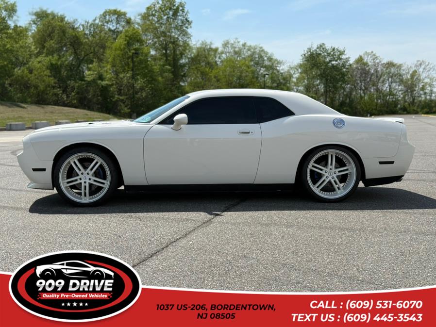 2009 Dodge Challenger R/T, available for sale in BORDENTOWN, New Jersey | 909 Drive. BORDENTOWN, New Jersey 2009 Dodge Challenger R/T, available for sale in BORDENTOWN, New Jersey | 909 Drive. BORDENTOWN, New Jersey