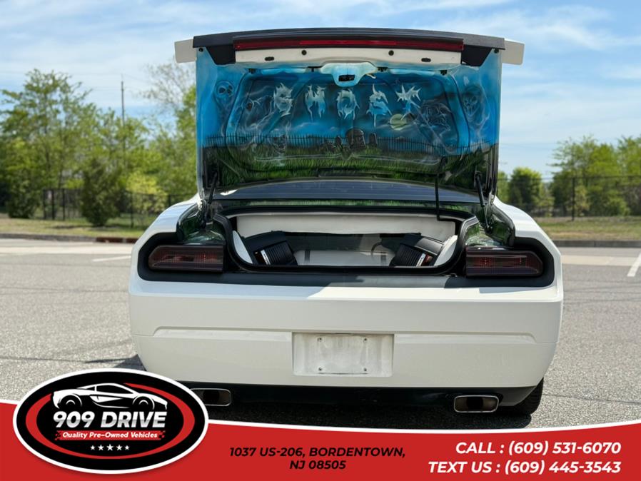 2009 Dodge Challenger R/T, available for sale in BORDENTOWN, New Jersey | 909 Drive. BORDENTOWN, New Jersey 2009 Dodge Challenger R/T, available for sale in BORDENTOWN, New Jersey | 909 Drive. BORDENTOWN, New Jersey