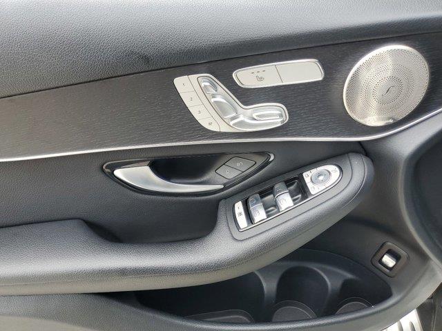 2021 Mercedes-benz Glc GLC 300, available for sale in Fort Lauderdale, Florida | CarLux Fort Lauderdale. Fort Lauderdale, Florida 2021 Mercedes-benz Glc GLC 300, available for sale in Fort Lauderdale, Florida | CarLux Fort Lauderdale. Fort Lauderdale, Florida