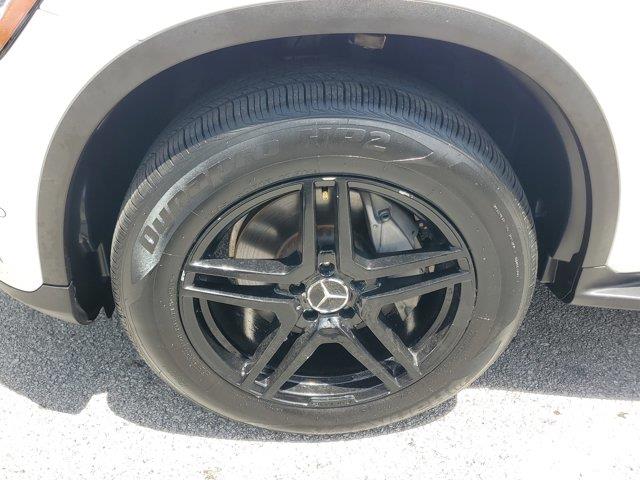 2021 Mercedes-benz Glc GLC 300, available for sale in Fort Lauderdale, Florida | CarLux Fort Lauderdale. Fort Lauderdale, Florida 2021 Mercedes-benz Glc GLC 300, available for sale in Fort Lauderdale, Florida | CarLux Fort Lauderdale. Fort Lauderdale, Florida