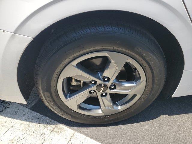 2022 Kia K5 LXS Auto FWD, available for sale in Fort Myers, Florida | Carlux Fort Myers. Fort Myers, Florida 2022 Kia K5 LXS Auto FWD, available for sale in Fort Myers, Florida | Carlux Fort Myers. Fort Myers, Florida