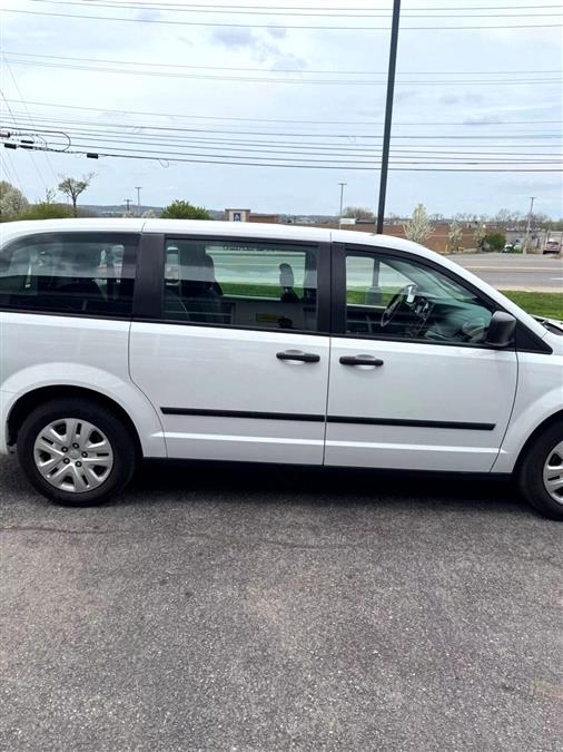 2016 Dodge Grand Caravan SE Plus Minivan 4D, available for sale in Wolcott, New York | Auto Hunter CNY. Wolcott, New York 2016 Dodge Grand Caravan SE Plus Minivan 4D, available for sale in Wolcott, New York | Auto Hunter CNY. Wolcott, New York