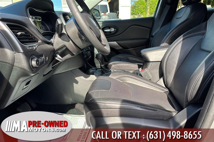 2021 Jeep Cherokee Latitude Lux 4x4, available for sale in Huntington Station, New York | M & A Motors. Huntington Station, New York 2021 Jeep Cherokee Latitude Lux 4x4, available for sale in Huntington Station, New York | M & A Motors. Huntington Station, New York