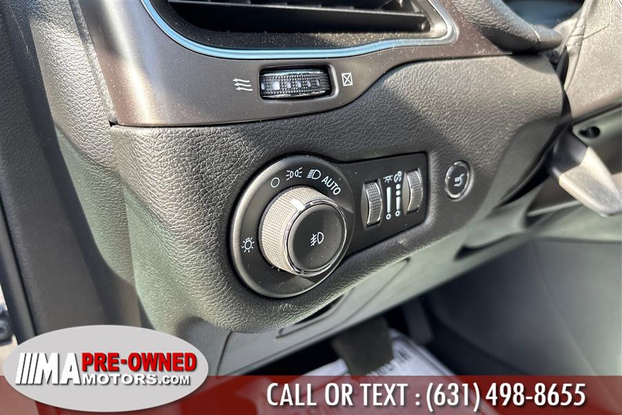 2021 Jeep Cherokee Latitude Lux 4x4, available for sale in Huntington Station, New York | M & A Motors. Huntington Station, New York 2021 Jeep Cherokee Latitude Lux 4x4, available for sale in Huntington Station, New York | M & A Motors. Huntington Station, New York
