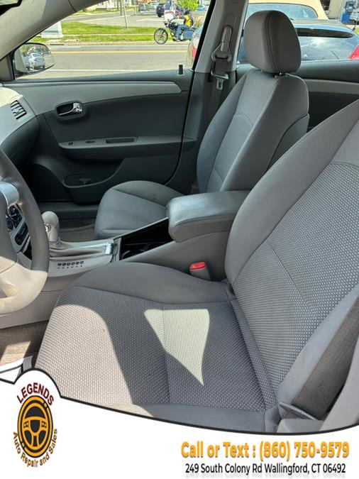 2009 Chevrolet Malibu 4dr Sdn LS w/1LS, available for sale in Wallingford, Connecticut | Legends Auto. Wallingford, Connecticut 2009 Chevrolet Malibu 4dr Sdn LS w/1LS, available for sale in Wallingford, Connecticut | Legends Auto. Wallingford, Connecticut