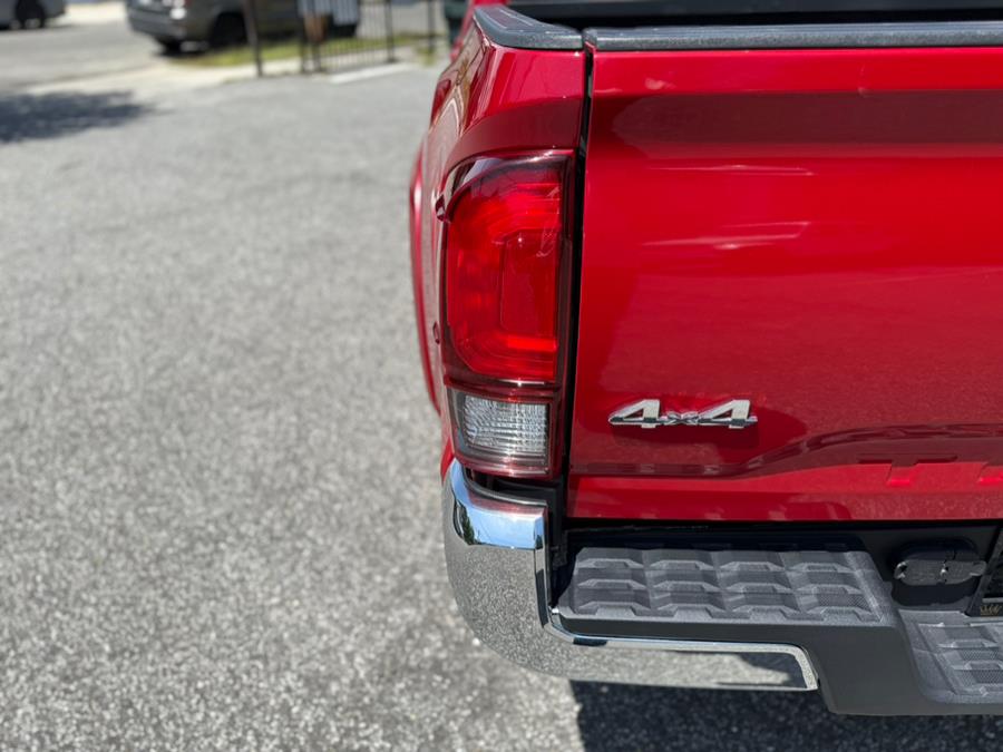 2023 Toyota Tacoma 4WD SR5 Double Cab 5'' Bed V6 AT (Natl), available for sale in Hempstead, New York | VIP Auto Credit Express. Hempstead, New York 2023 Toyota Tacoma 4WD SR5 Double Cab 5'' Bed V6 AT (Natl), available for sale in Hempstead, New York | VIP Auto Credit Express. Hempstead, New York