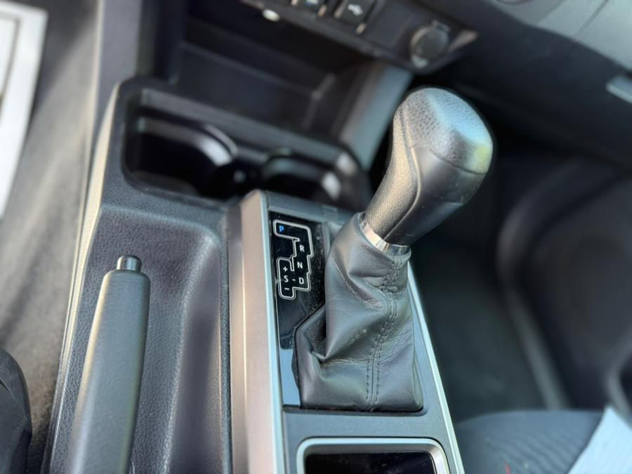 2023 Toyota Tacoma 4WD SR5 Double Cab 5'' Bed V6 AT (Natl), available for sale in Hempstead, New York | VIP Auto Credit Express. Hempstead, New York 2023 Toyota Tacoma 4WD SR5 Double Cab 5'' Bed V6 AT (Natl), available for sale in Hempstead, New York | VIP Auto Credit Express. Hempstead, New York