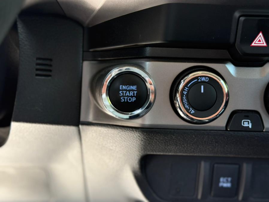 2023 Toyota Tacoma 4WD SR5 Double Cab 5'' Bed V6 AT (Natl), available for sale in Hempstead, New York | VIP Auto Credit Express. Hempstead, New York 2023 Toyota Tacoma 4WD SR5 Double Cab 5'' Bed V6 AT (Natl), available for sale in Hempstead, New York | VIP Auto Credit Express. Hempstead, New York