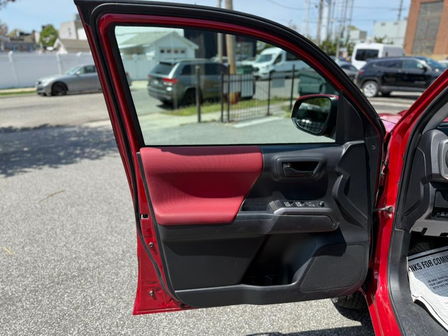 2023 Toyota Tacoma 4WD SR5 Double Cab 5'' Bed V6 AT (Natl), available for sale in Hempstead, New York | VIP Auto Credit Express. Hempstead, New York 2023 Toyota Tacoma 4WD SR5 Double Cab 5'' Bed V6 AT (Natl), available for sale in Hempstead, New York | VIP Auto Credit Express. Hempstead, New York