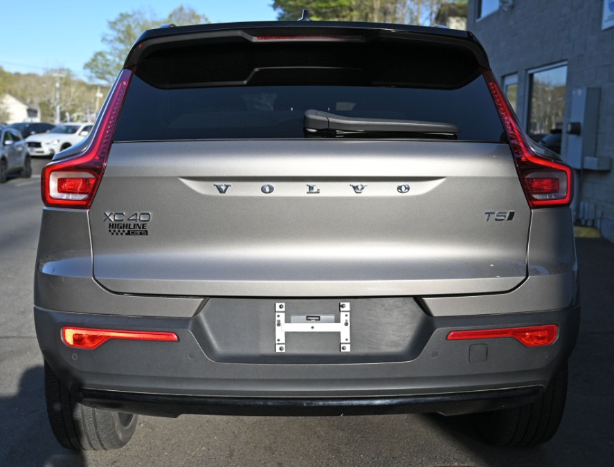2022 Volvo XC40 T5 AWD R-Design, available for sale in Waterbury, Connecticut | Highline Car Connection. Waterbury, Connecticut 2022 Volvo XC40 T5 AWD R-Design, available for sale in Waterbury, Connecticut | Highline Car Connection. Waterbury, Connecticut
