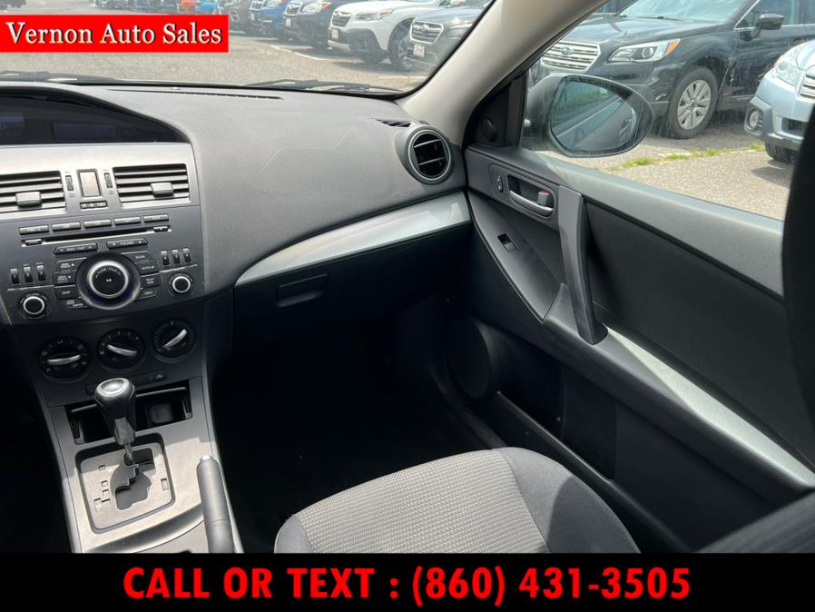 2012 Mazda Mazda3 5dr HB Auto i Touring, available for sale in Manchester, Connecticut | Vernon Auto Sale & Service. Manchester, Connecticut 2012 Mazda Mazda3 5dr HB Auto i Touring, available for sale in Manchester, Connecticut | Vernon Auto Sale & Service. Manchester, Connecticut
