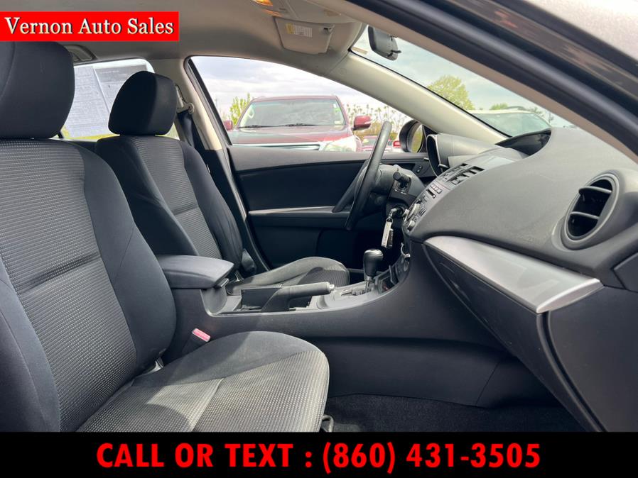 2012 Mazda Mazda3 5dr HB Auto i Touring, available for sale in Manchester, Connecticut | Vernon Auto Sale & Service. Manchester, Connecticut 2012 Mazda Mazda3 5dr HB Auto i Touring, available for sale in Manchester, Connecticut | Vernon Auto Sale & Service. Manchester, Connecticut