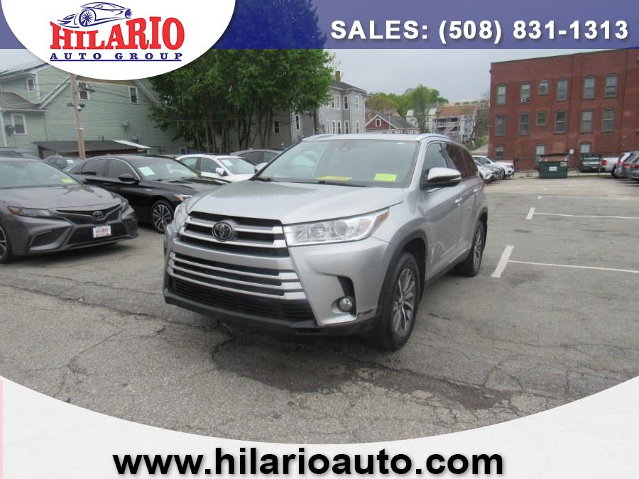 Used 2019 Toyota Highlander in Worcester, Massachusetts | Hilario's Auto Sales Inc.. Worcester, Massachusetts