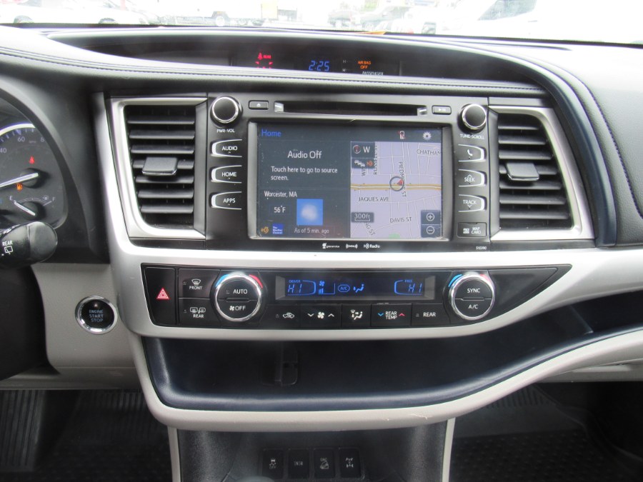 2019 Toyota Highlander XLE, available for sale in Worcester, Massachusetts | Hilario's Auto Sales Inc.. Worcester, Massachusetts 2019 Toyota Highlander XLE, available for sale in Worcester, Massachusetts | Hilario's Auto Sales Inc.. Worcester, Massachusetts
