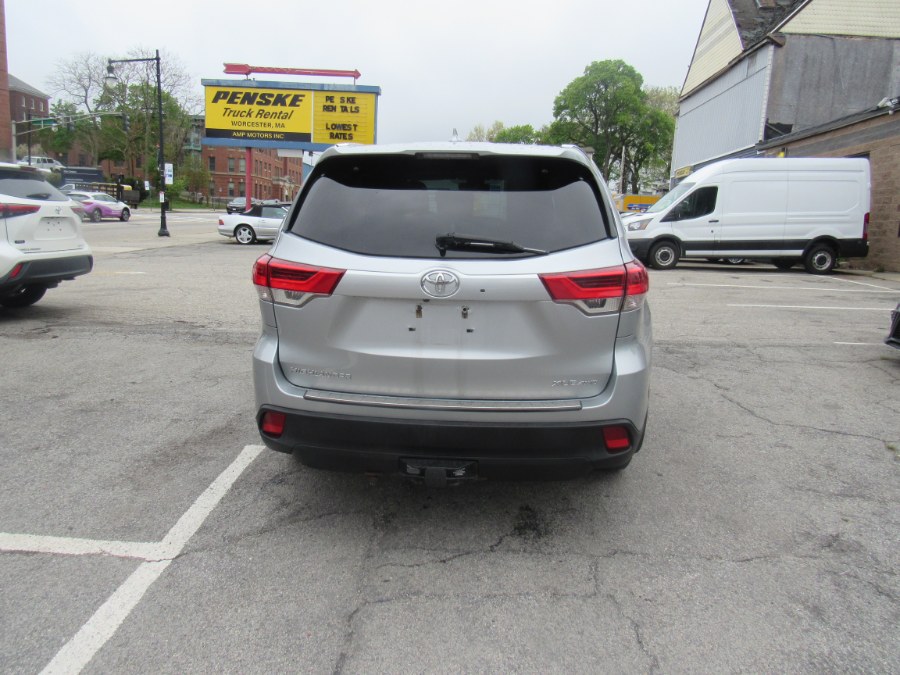 2019 Toyota Highlander XLE, available for sale in Worcester, Massachusetts | Hilario's Auto Sales Inc.. Worcester, Massachusetts 2019 Toyota Highlander XLE, available for sale in Worcester, Massachusetts | Hilario's Auto Sales Inc.. Worcester, Massachusetts
