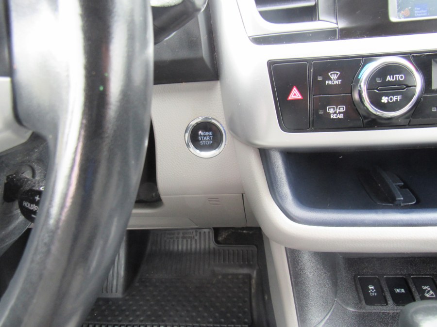 2019 Toyota Highlander XLE, available for sale in Worcester, Massachusetts | Hilario's Auto Sales Inc.. Worcester, Massachusetts 2019 Toyota Highlander XLE, available for sale in Worcester, Massachusetts | Hilario's Auto Sales Inc.. Worcester, Massachusetts