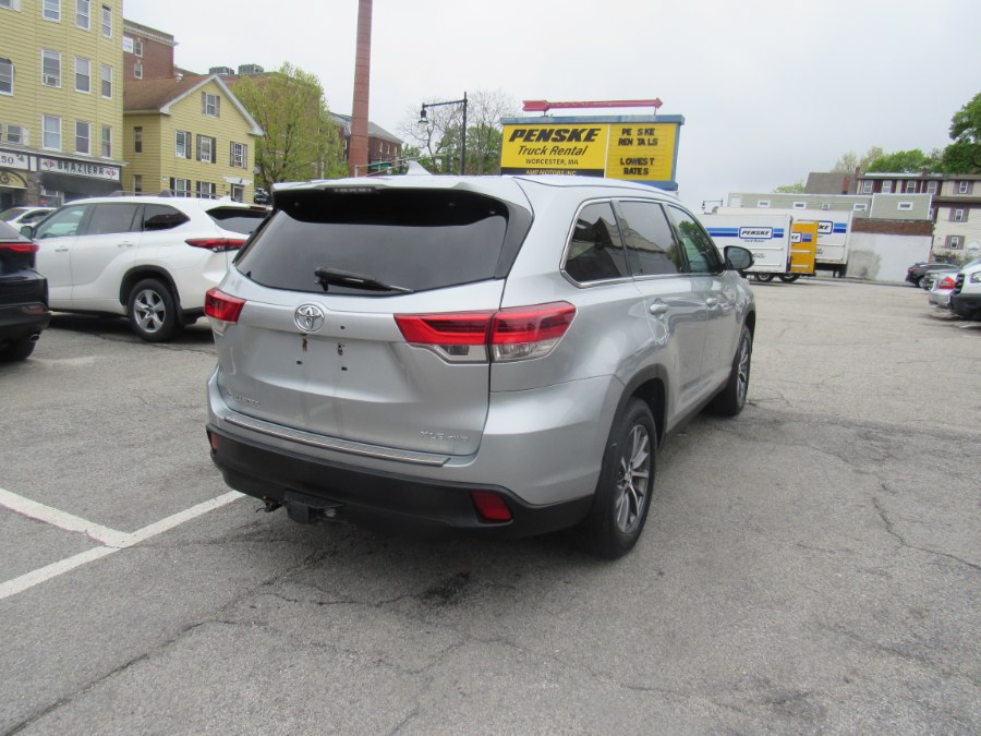 2019 Toyota Highlander XLE, available for sale in Worcester, Massachusetts | Hilario's Auto Sales Inc.. Worcester, Massachusetts 2019 Toyota Highlander XLE, available for sale in Worcester, Massachusetts | Hilario's Auto Sales Inc.. Worcester, Massachusetts