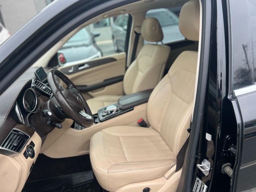 2018 Mercedes-Benz GLE GLE 350 4MATIC SUV, available for sale in Peabody, Massachusetts | New Star Motors. Peabody, Massachusetts 2018 Mercedes-Benz GLE GLE 350 4MATIC SUV, available for sale in Peabody, Massachusetts | New Star Motors. Peabody, Massachusetts
