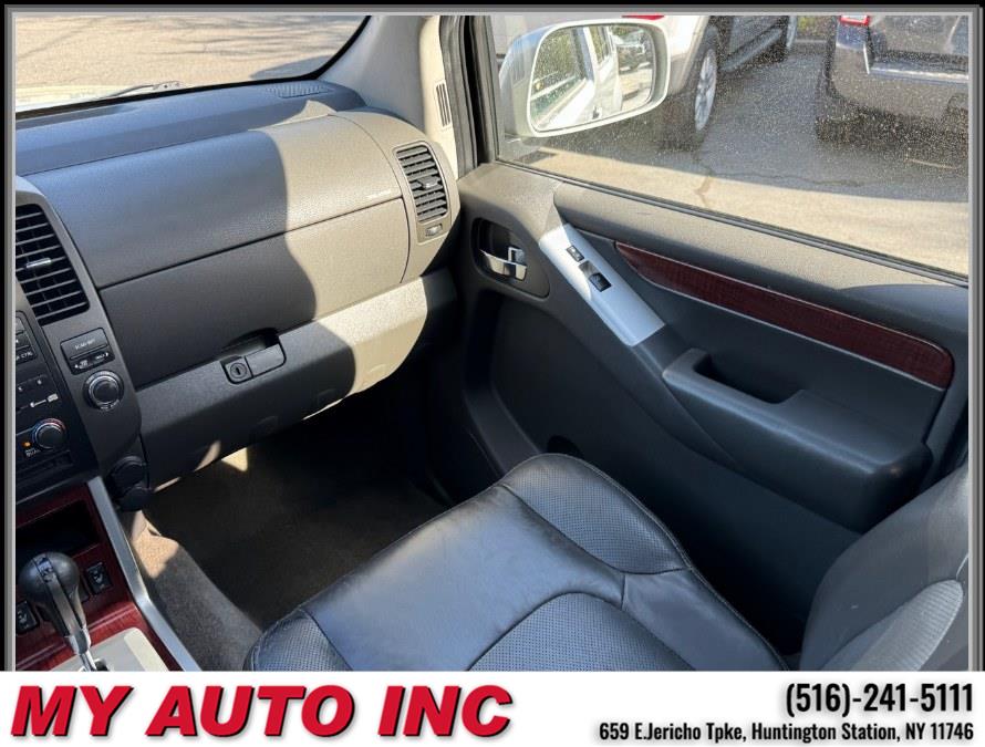 2011 Nissan Pathfinder 4WD 4dr V6 LE, available for sale in Huntington Station, New York | My Auto Inc.. Huntington Station, New York 2011 Nissan Pathfinder 4WD 4dr V6 LE, available for sale in Huntington Station, New York | My Auto Inc.. Huntington Station, New York