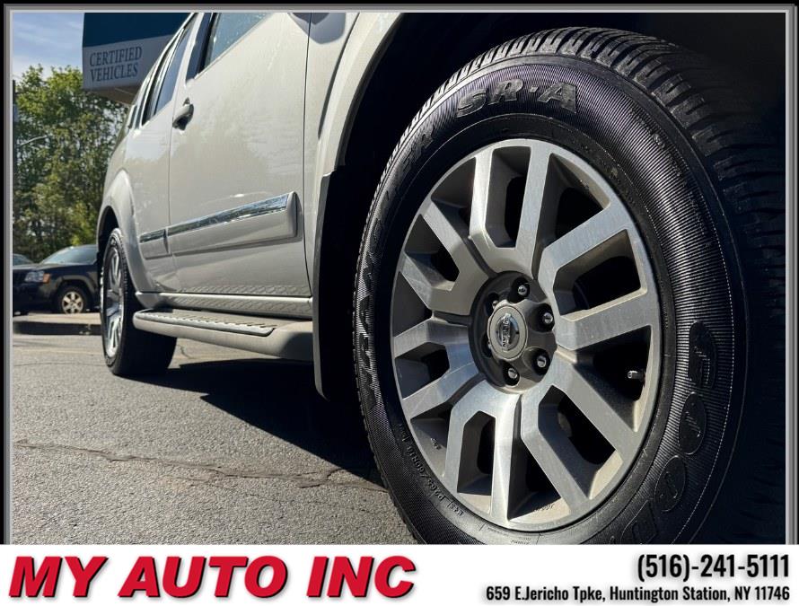 2011 Nissan Pathfinder 4WD 4dr V6 LE, available for sale in Huntington Station, New York | My Auto Inc.. Huntington Station, New York 2011 Nissan Pathfinder 4WD 4dr V6 LE, available for sale in Huntington Station, New York | My Auto Inc.. Huntington Station, New York