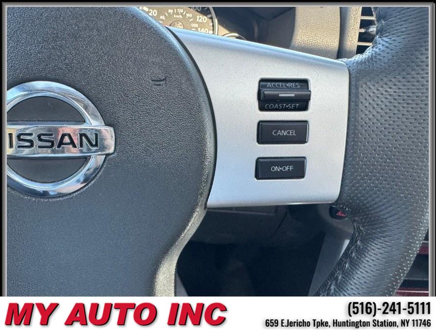 2011 Nissan Pathfinder 4WD 4dr V6 LE, available for sale in Huntington Station, New York | My Auto Inc.. Huntington Station, New York 2011 Nissan Pathfinder 4WD 4dr V6 LE, available for sale in Huntington Station, New York | My Auto Inc.. Huntington Station, New York