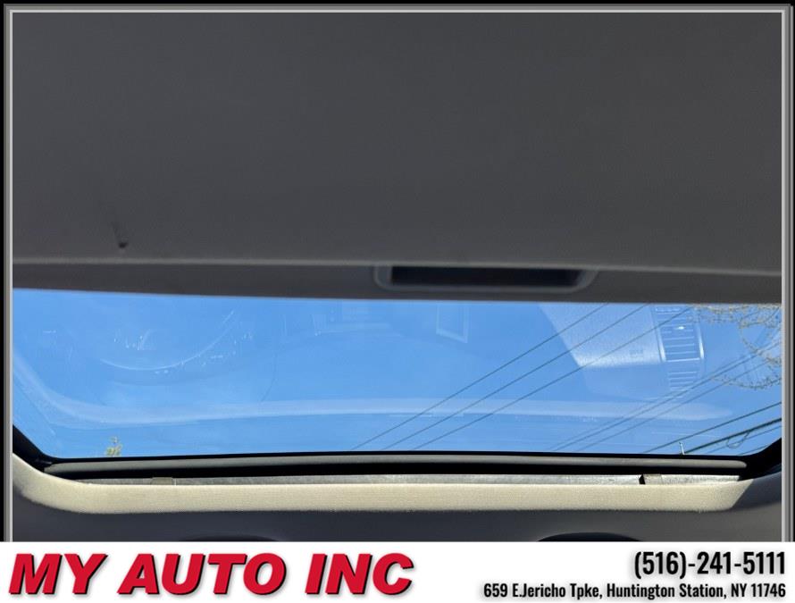 2010 Jeep Grand Cherokee 4WD 4dr Laredo, available for sale in Huntington Station, New York | My Auto Inc.. Huntington Station, New York 2010 Jeep Grand Cherokee 4WD 4dr Laredo, available for sale in Huntington Station, New York | My Auto Inc.. Huntington Station, New York