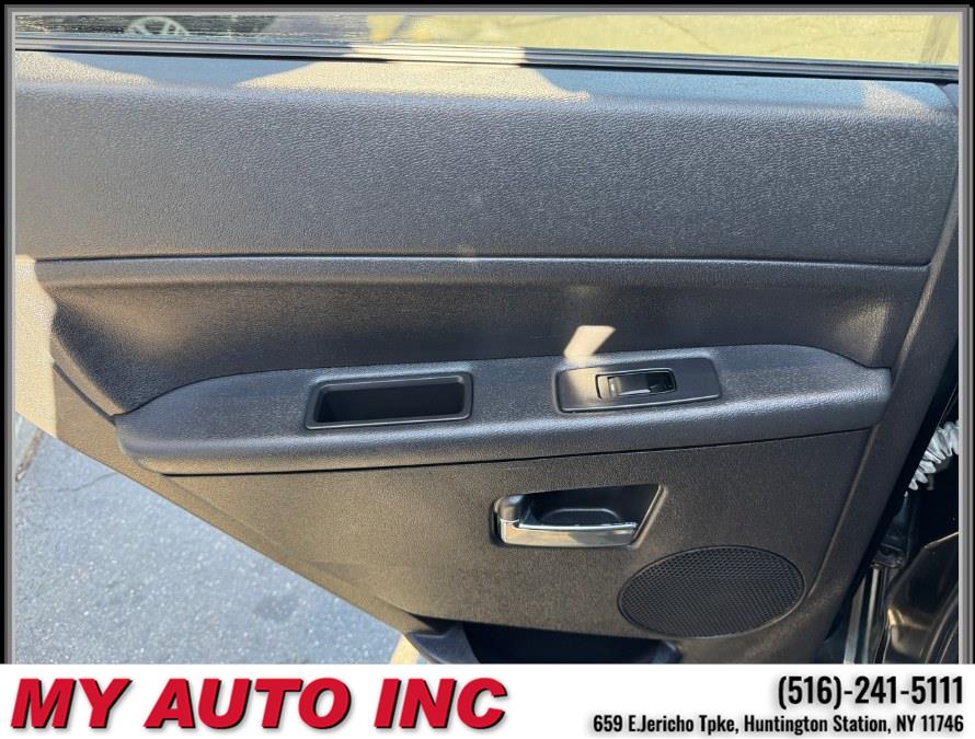 2010 Jeep Grand Cherokee 4WD 4dr Laredo, available for sale in Huntington Station, New York | My Auto Inc.. Huntington Station, New York 2010 Jeep Grand Cherokee 4WD 4dr Laredo, available for sale in Huntington Station, New York | My Auto Inc.. Huntington Station, New York