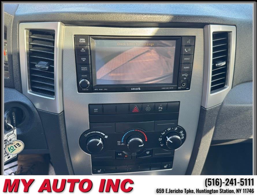2010 Jeep Grand Cherokee 4WD 4dr Laredo, available for sale in Huntington Station, New York | My Auto Inc.. Huntington Station, New York 2010 Jeep Grand Cherokee 4WD 4dr Laredo, available for sale in Huntington Station, New York | My Auto Inc.. Huntington Station, New York