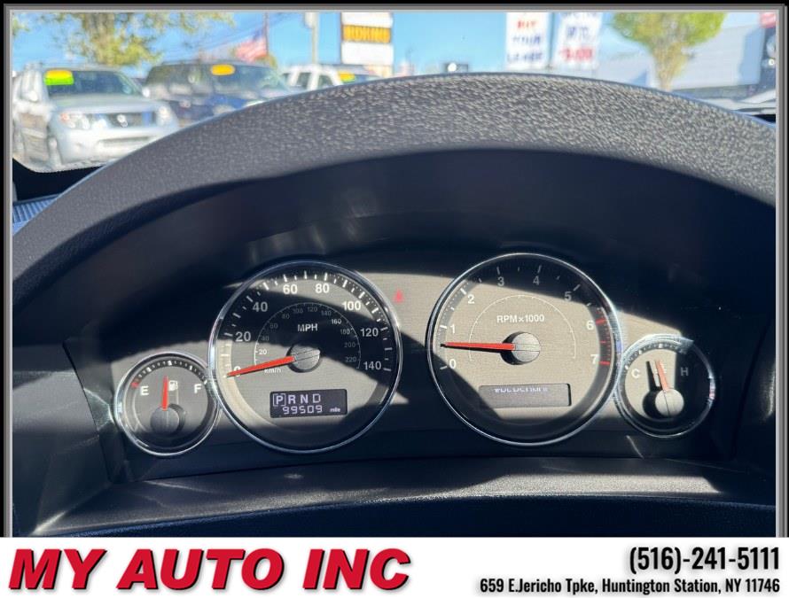 2010 Jeep Grand Cherokee 4WD 4dr Laredo, available for sale in Huntington Station, New York | My Auto Inc.. Huntington Station, New York 2010 Jeep Grand Cherokee 4WD 4dr Laredo, available for sale in Huntington Station, New York | My Auto Inc.. Huntington Station, New York