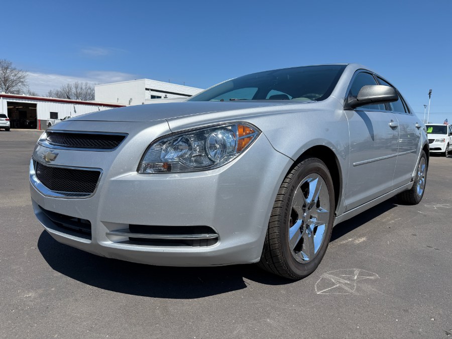 Used 2009 Chevrolet Malibu in Ortonville, Michigan | Marsh Auto Sales LLC. Ortonville, Michigan