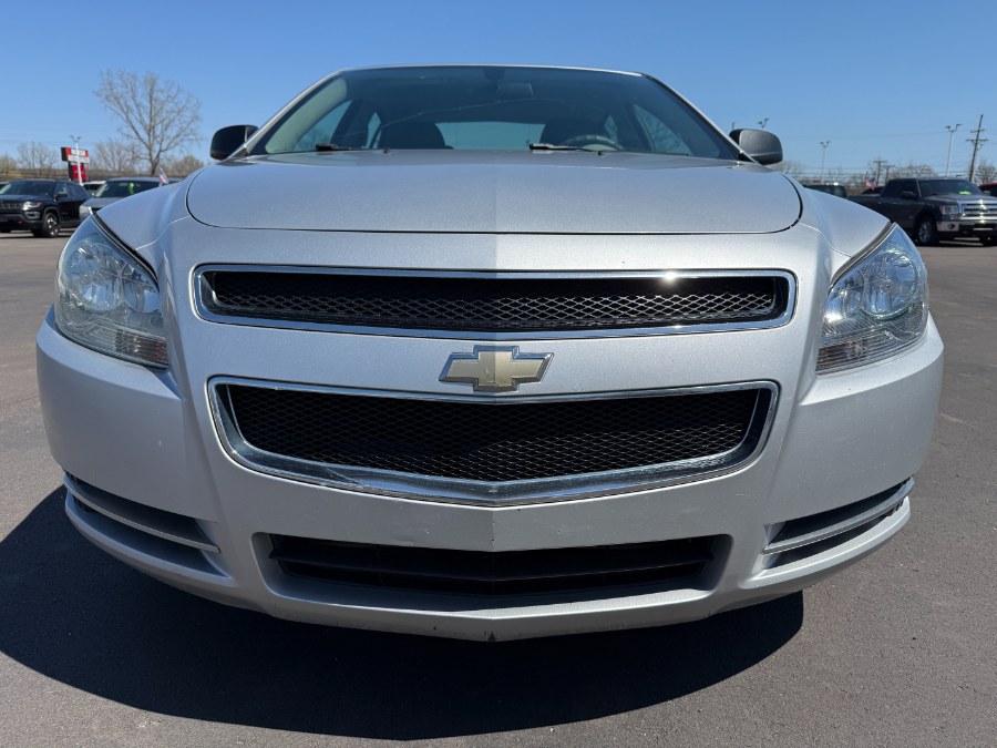 2009 Chevrolet Malibu 4dr Sdn LS w/1LS, available for sale in Ortonville, Michigan | Marsh Auto Sales LLC. Ortonville, Michigan 2009 Chevrolet Malibu 4dr Sdn LS w/1LS, available for sale in Ortonville, Michigan | Marsh Auto Sales LLC. Ortonville, Michigan