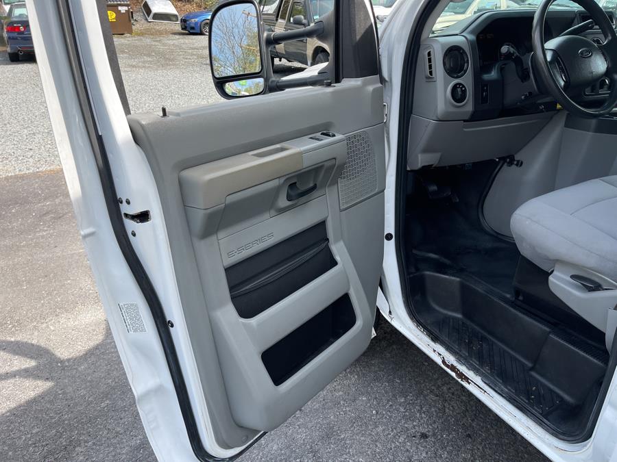 2015 Ford Econoline Commercial Cutaway E-350 Super Duty 176" DRW, available for sale in Ashland, Massachusetts | New Beginning Auto Service Inc. Ashland, Massachusetts 2015 Ford Econoline Commercial Cutaway E-350 Super Duty 176" DRW, available for sale in Ashland, Massachusetts | New Beginning Auto Service Inc. Ashland, Massachusetts