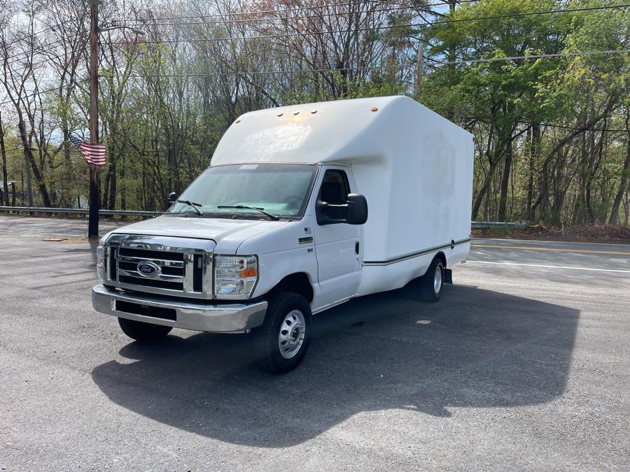 2015 Ford Econoline Commercial Cutaway E-350 Super Duty 176" DRW, available for sale in Ashland, Massachusetts | New Beginning Auto Service Inc. Ashland, Massachusetts 2015 Ford Econoline Commercial Cutaway E-350 Super Duty 176" DRW, available for sale in Ashland, Massachusetts | New Beginning Auto Service Inc. Ashland, Massachusetts